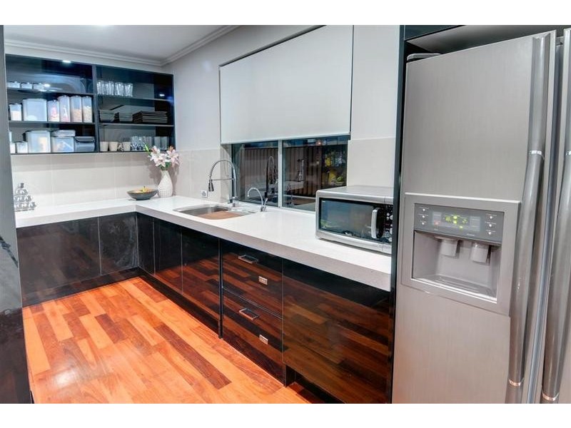 77 Bellanboe Circuit, Pelican Waters QLD 4551