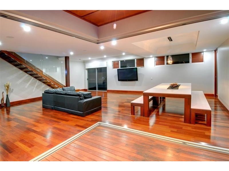 77 Bellanboe Circuit, Pelican Waters QLD 4551