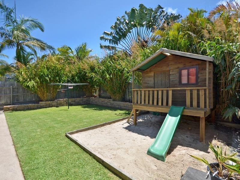 48 Bellevue Drive, Little Mountain QLD 4551