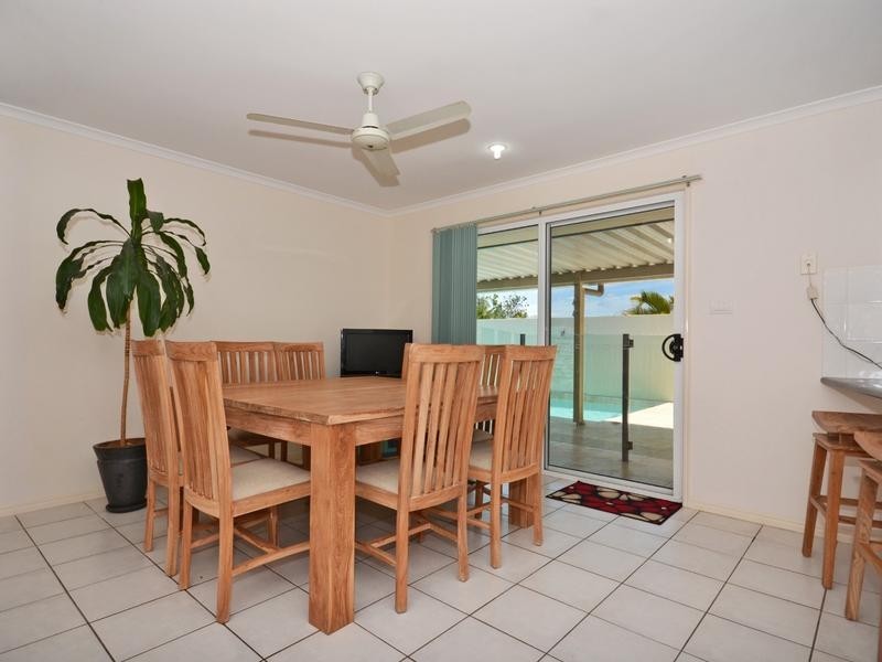 48 Bellevue Drive, Little Mountain QLD 4551