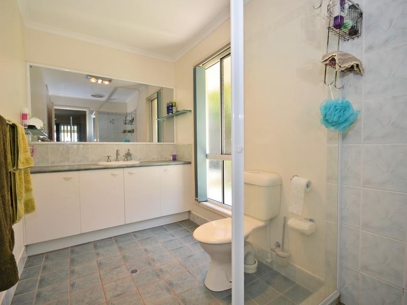 48 Bellevue Drive, Little Mountain QLD 4551