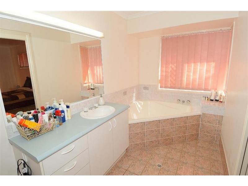 Little Mountain QLD 4551