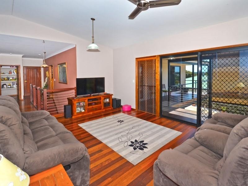 21 Berkley Place, Little Mountain QLD 4551