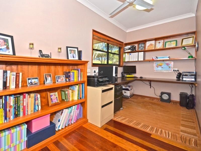 21 Berkley Place, Little Mountain QLD 4551