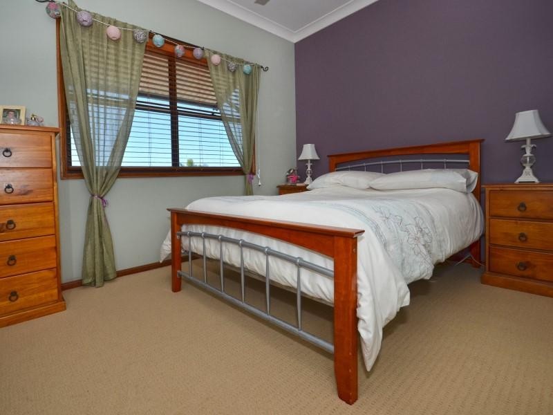 21 Berkley Place, Little Mountain QLD 4551