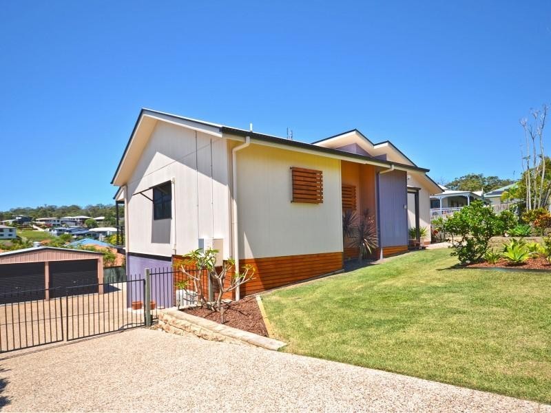 21 Berkley Place, Little Mountain QLD 4551