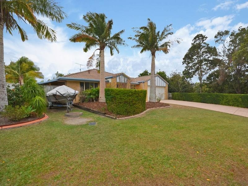 4 Berkley Place, Little Mountain QLD 4551