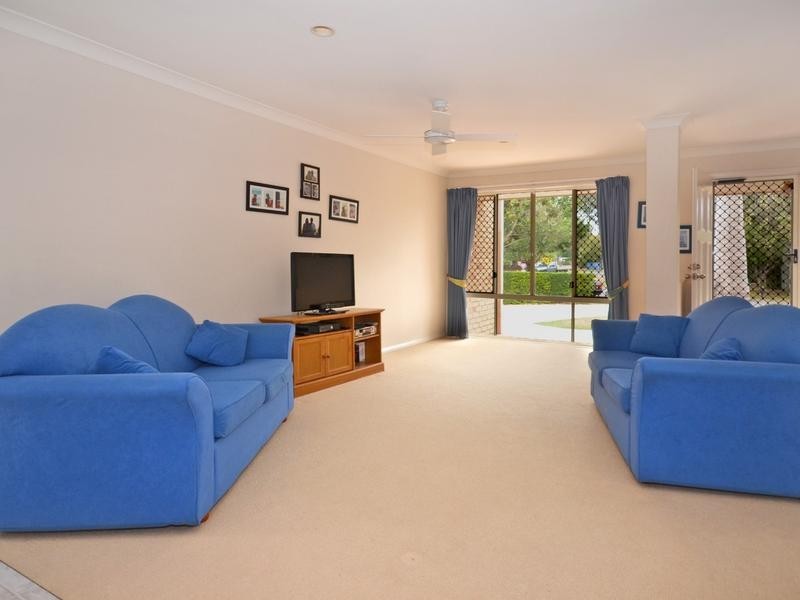 4 Berkley Place, Little Mountain QLD 4551