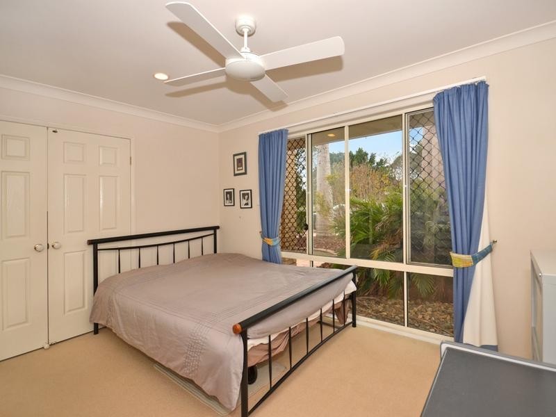 4 Berkley Place, Little Mountain QLD 4551