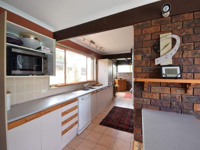 5 Bilinga Street, Currimundi QLD 4551