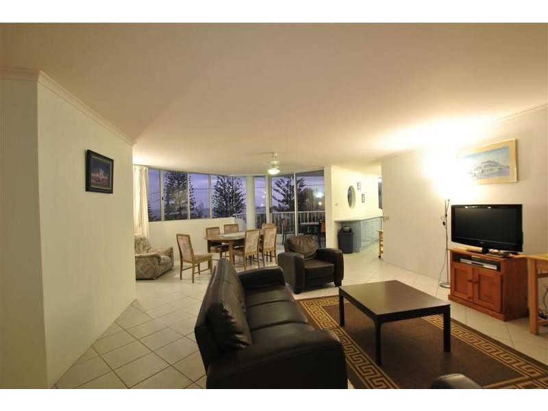 5/ 15 Headland Esplanade, Kings Beach QLD 4551