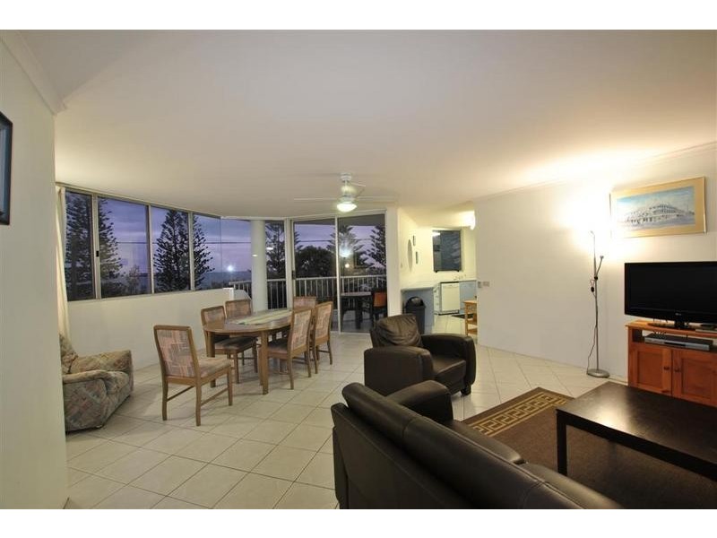 5/ 15 Headland Esplanade, Kings Beach QLD 4551