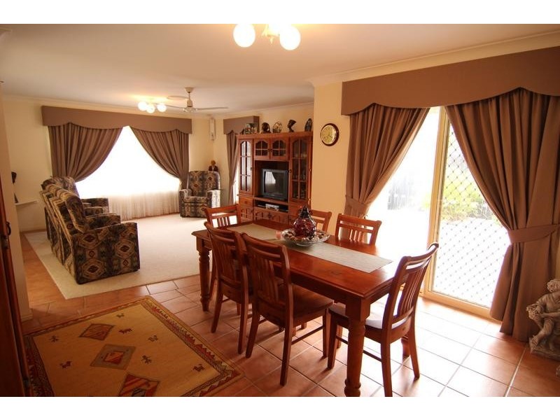 6 Bongaree Drive, Pelican Waters QLD 4551