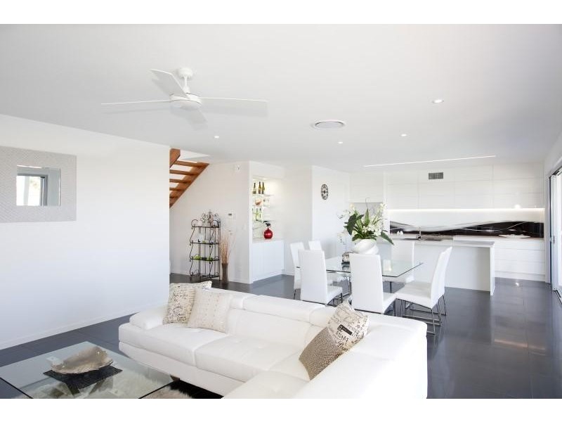 21 Bond Street, Pelican Waters QLD 4551