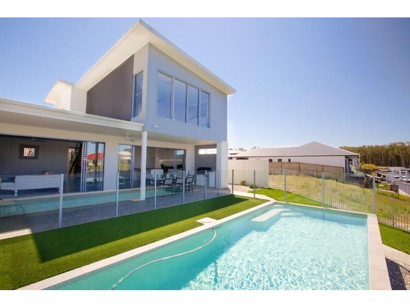 21 Bond Street, Pelican Waters QLD 4551