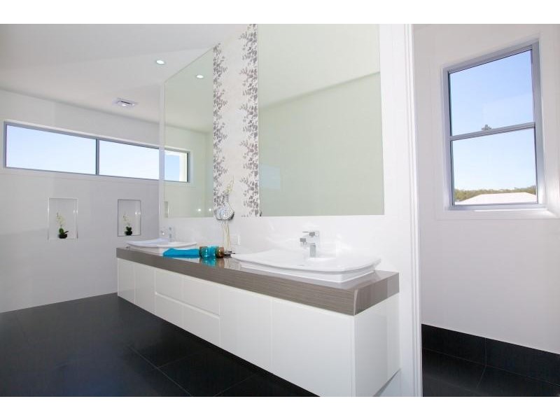 21 Bond Street, Pelican Waters QLD 4551