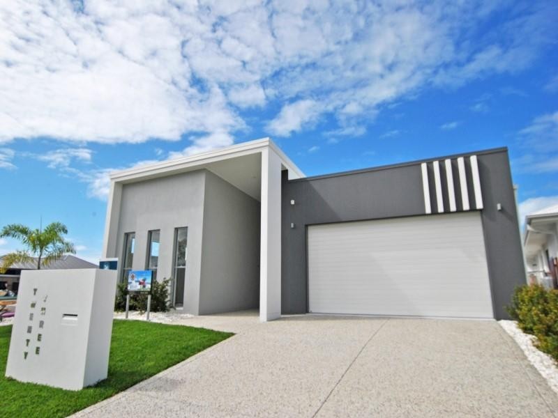 23 Bond Street, Pelican Waters QLD 4551