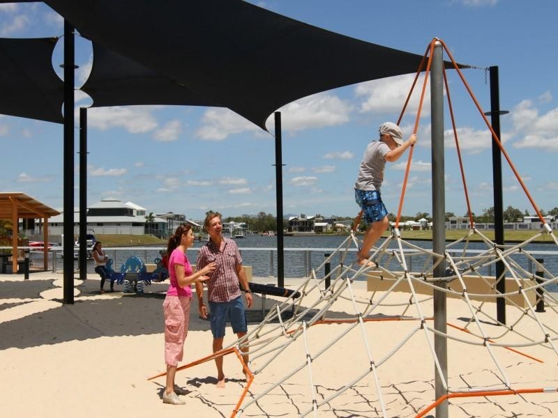 45 Bond Street, Pelican Waters QLD 4551