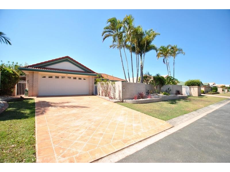 17 Bongaree Drive, Pelican Waters QLD 4551