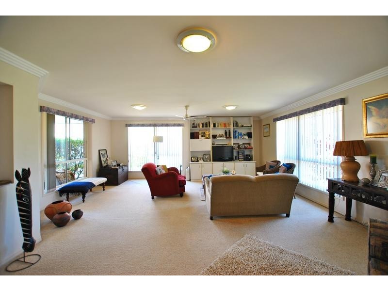 17 Bongaree Drive, Pelican Waters QLD 4551