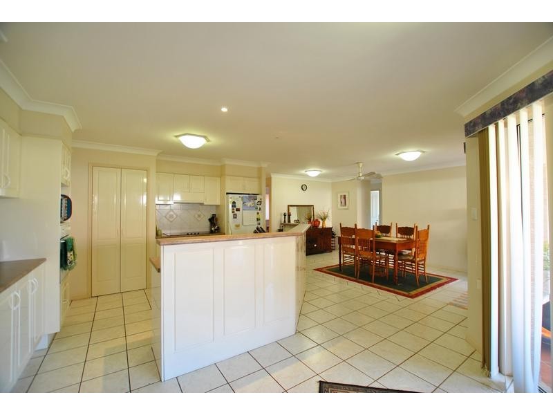 17 Bongaree Drive, Pelican Waters QLD 4551