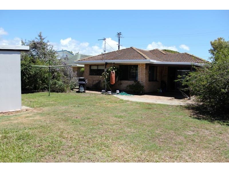 28 Booker Parade, Golden Beach QLD 4551