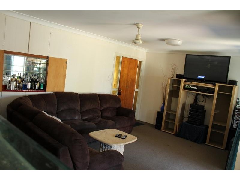 28 Booker Parade, Golden Beach QLD 4551