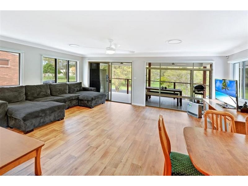 37 Booker Parade, Golden Beach QLD 4551