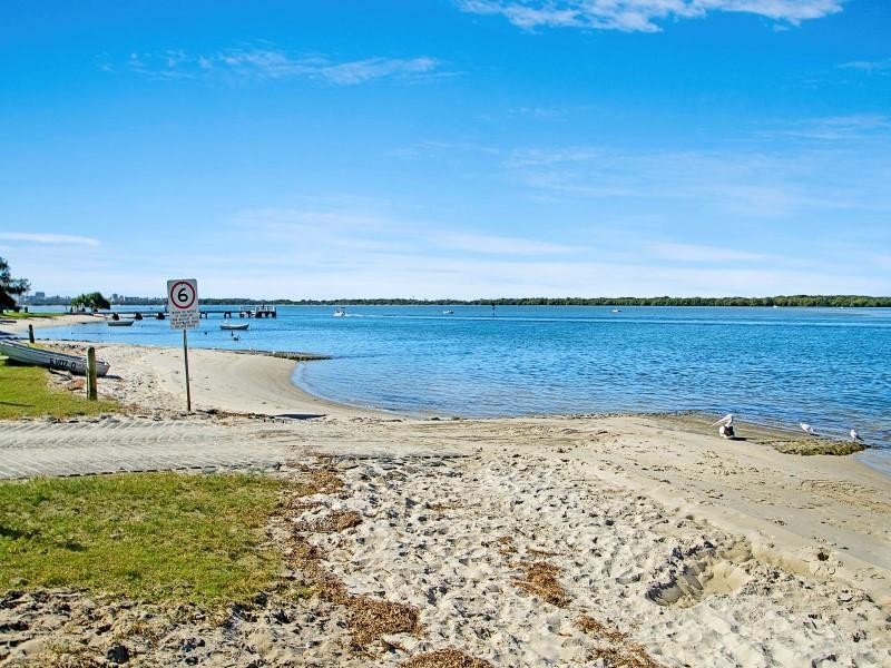 127 Esplanade, Golden Beach QLD 4551