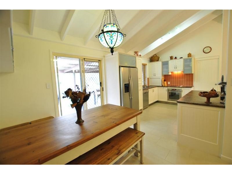 18 Brigalow Street, Little Mountain QLD 4551