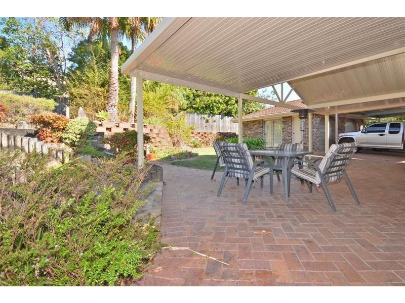 16 Brolga Court, Little Mountain QLD 4551