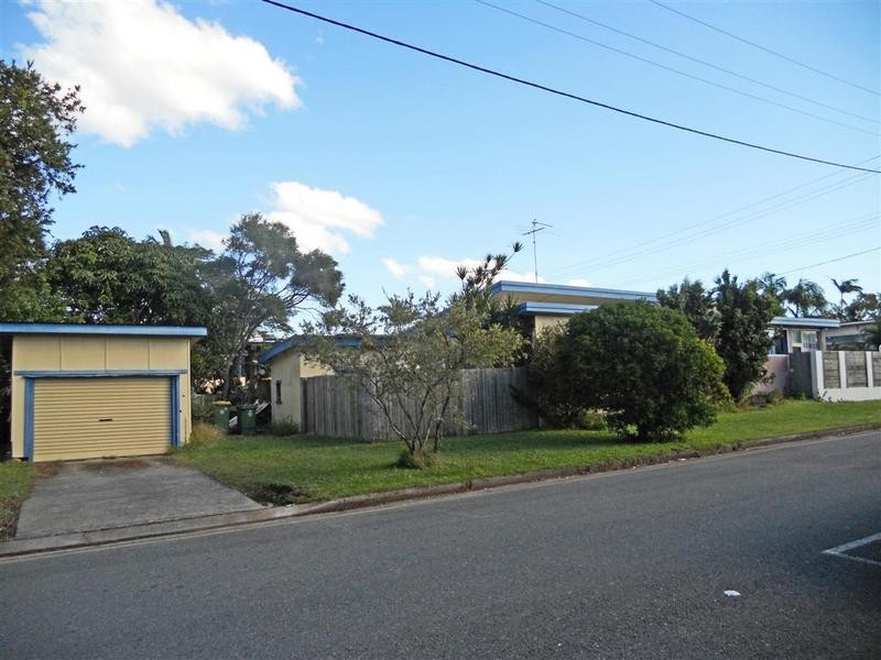 13 Buccleugh Street, Moffat Beach QLD 4551