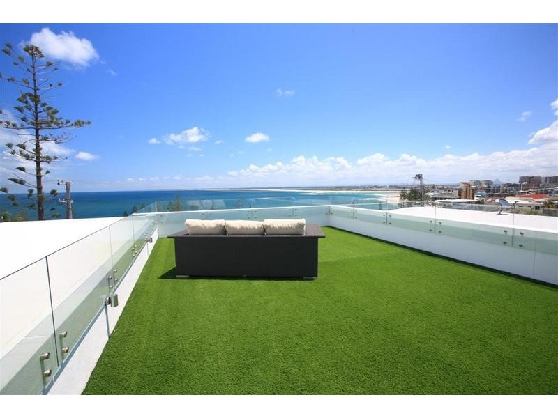 15b Burgess Street, Kings Beach QLD 4551