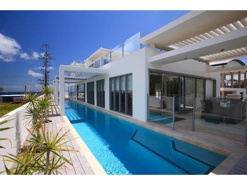 15b Burgess Street, Kings Beach QLD 4551