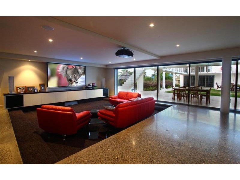 15b Burgess Street, Kings Beach QLD 4551
