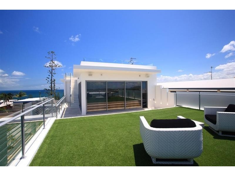 15b Burgess Street, Kings Beach QLD 4551
