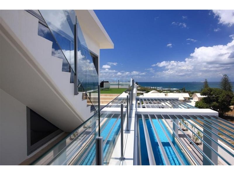15b Burgess Street, Kings Beach QLD 4551