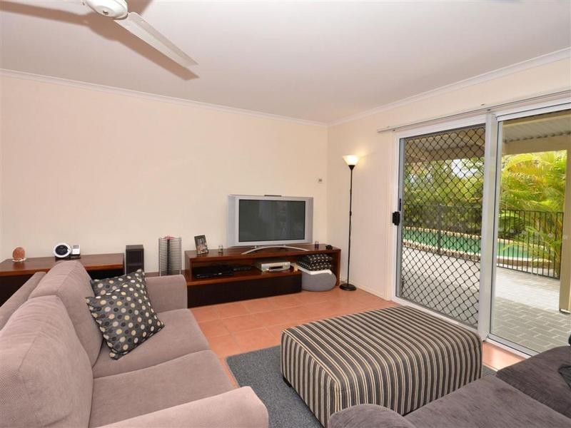 12 Bush Nut Court, Little Mountain QLD 4551