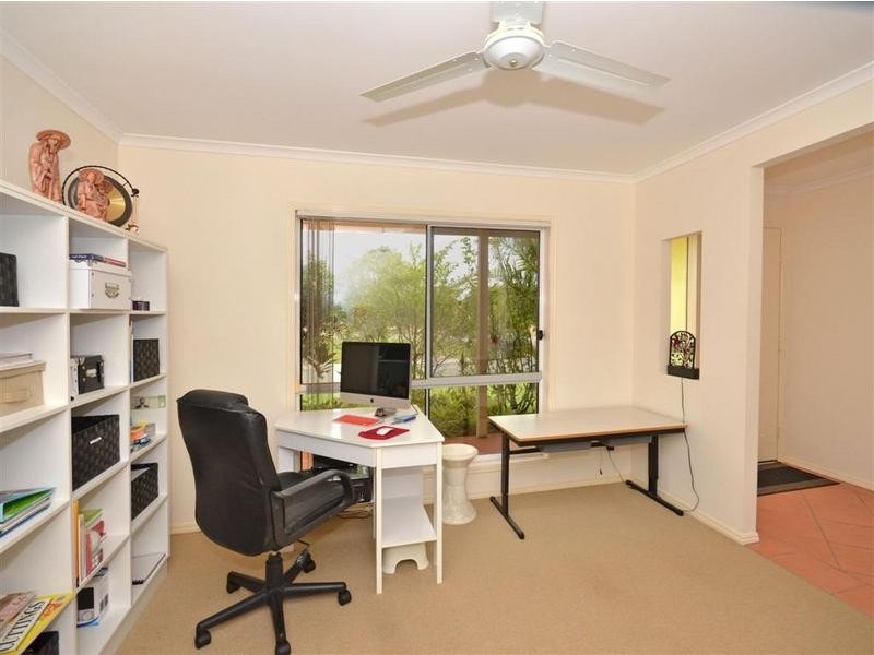 12 Bush Nut Court, Little Mountain QLD 4551