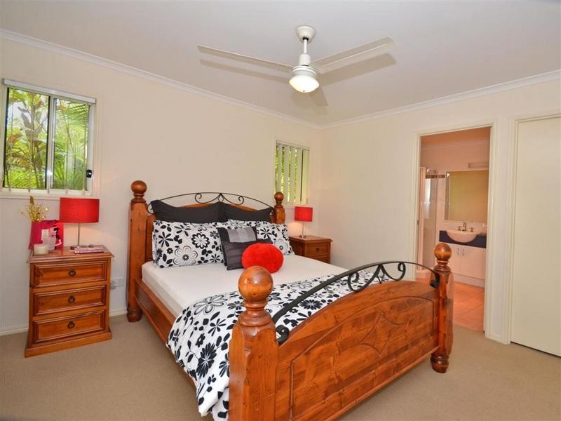 12 Bush Nut Court, Little Mountain QLD 4551