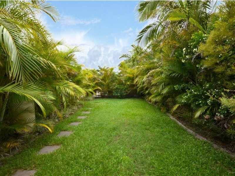 12 Bush Nut Court, Little Mountain QLD 4551
