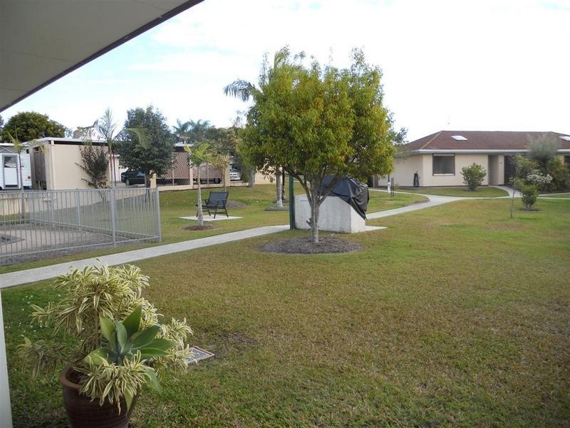 1/ 96 Beerburrum Street, Battery Hill QLD 4551