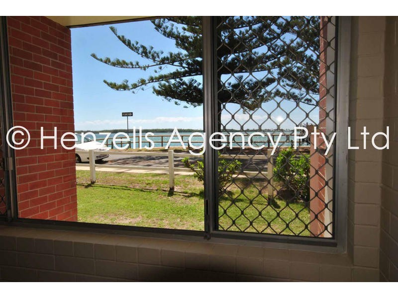 4/ 83 Esplanade, Golden Beach QLD 4551