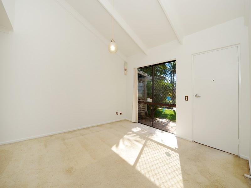 50/ 96 Beerburrum Street, Battery Hill QLD 4551