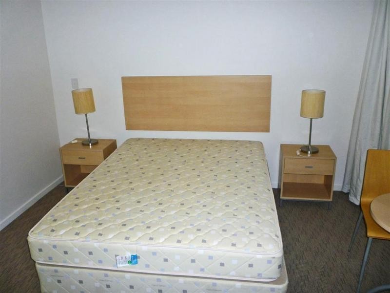 3170/ 36 Browning Boulevard, Battery Hill QLD 4551