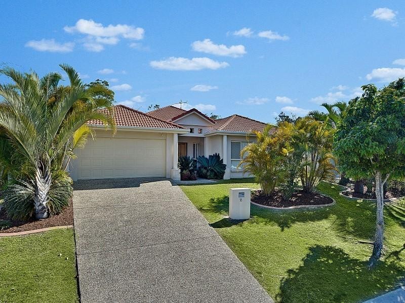 18 Campbellville Circuit, Pelican Waters QLD 4551