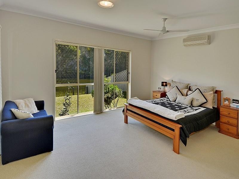 18 Campbellville Circuit, Pelican Waters QLD 4551