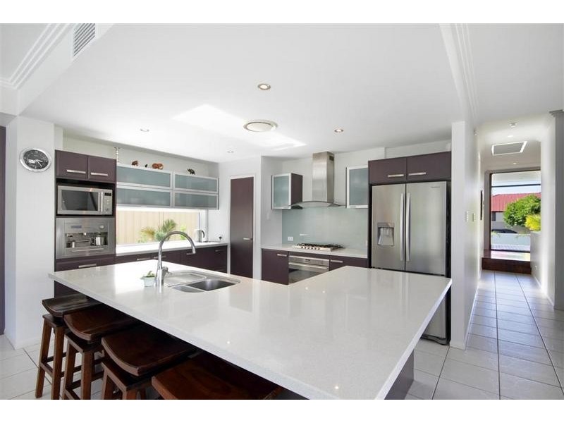 32 Campbellville Circuit, Pelican Waters QLD 4551