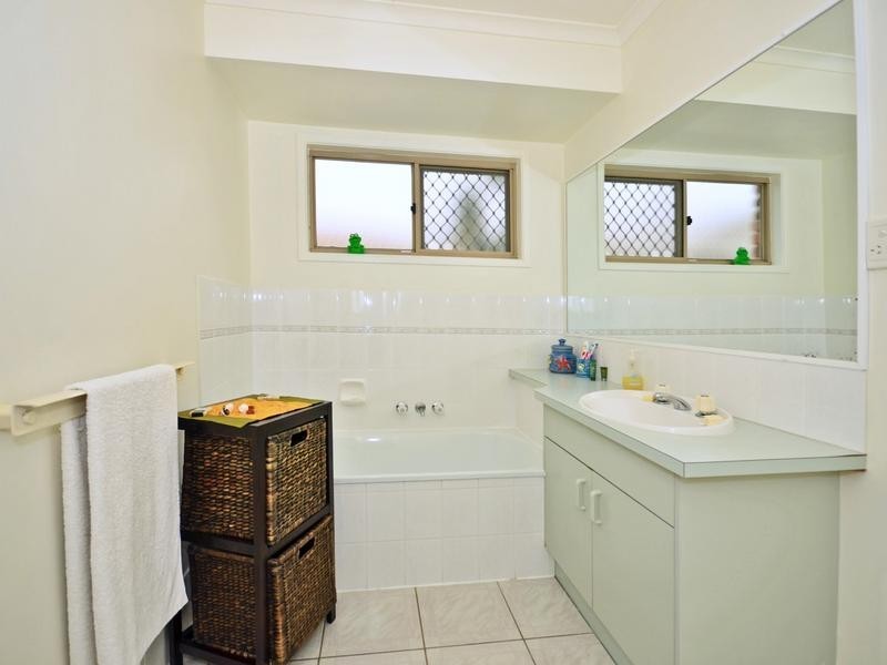 10 Carell Street, Currimundi QLD 4551