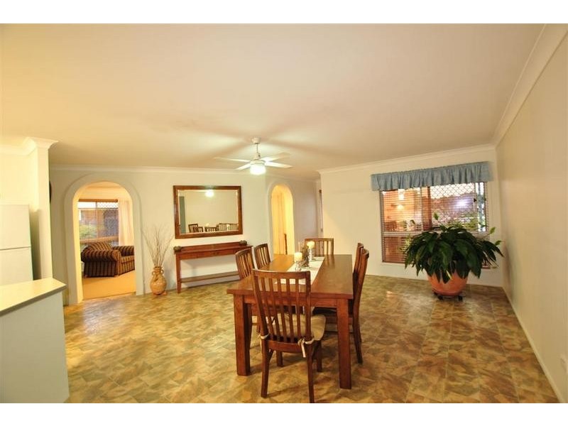 11 Carell Street, Currimundi QLD 4551